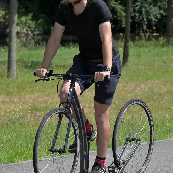 Mibo Tourist s Bolkem za řízením