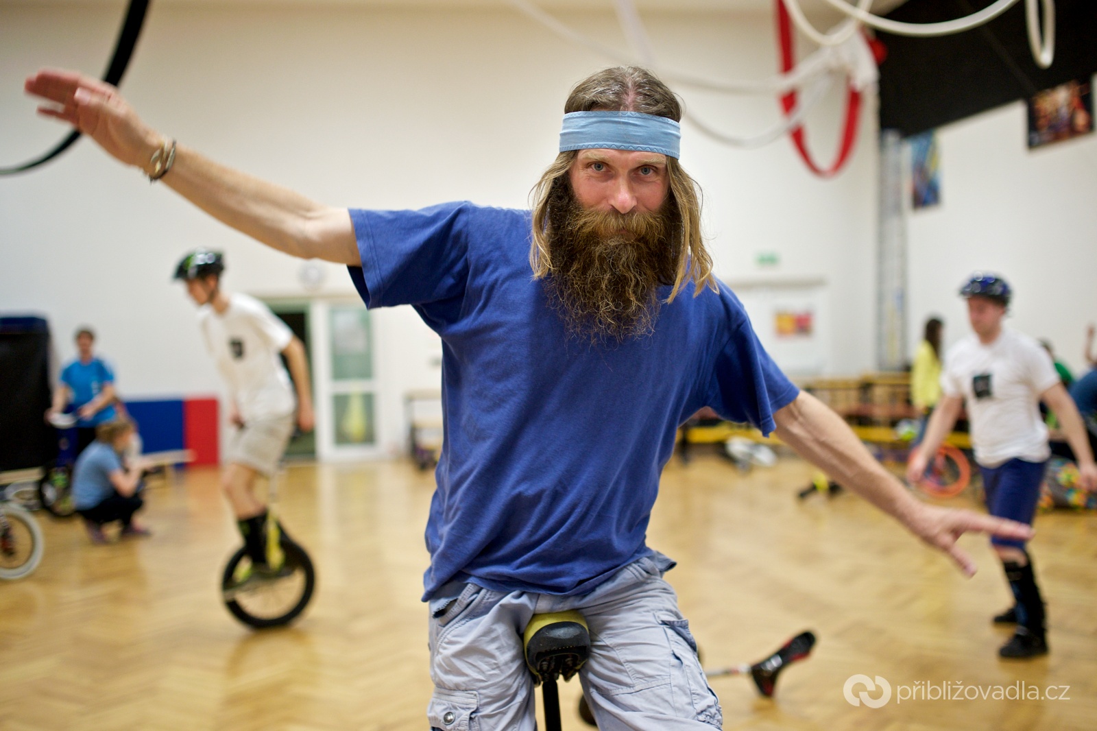 Try One Weekend – jaro 2016