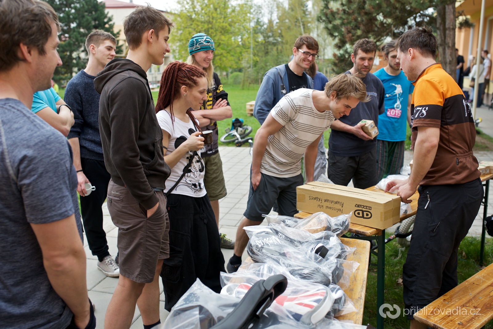 Try One Weekend – jaro 2016