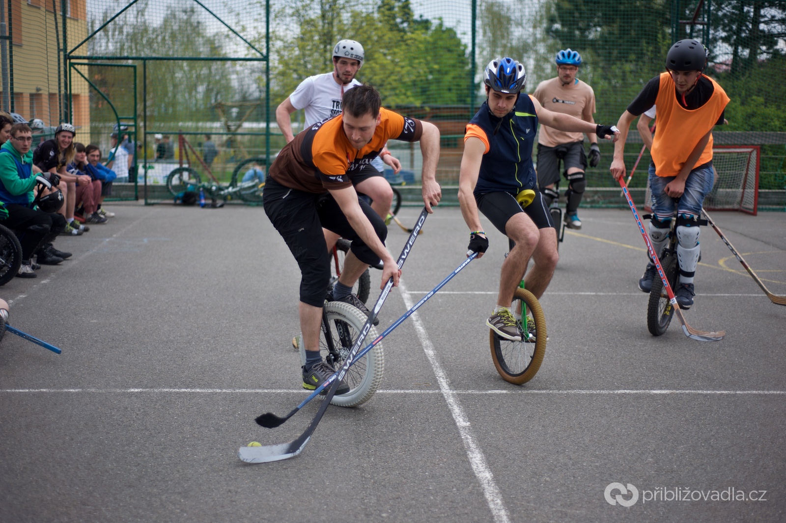 Try One Weekend – jaro 2016