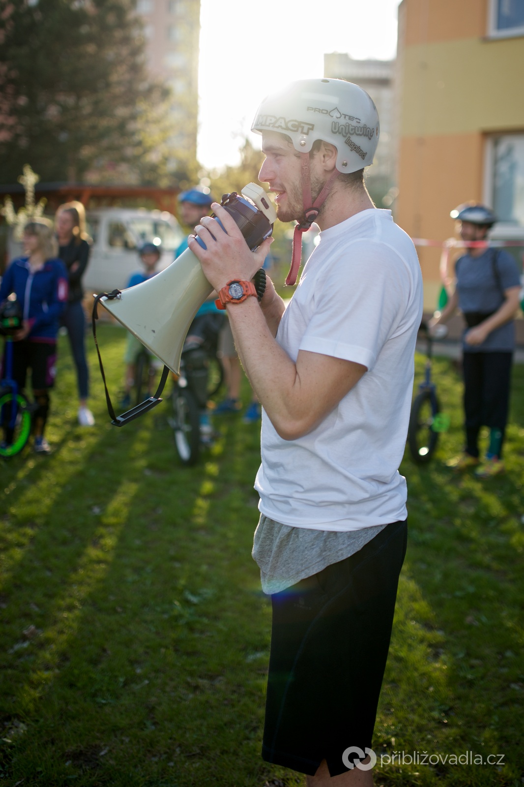 Try One Weekend – jaro 2016