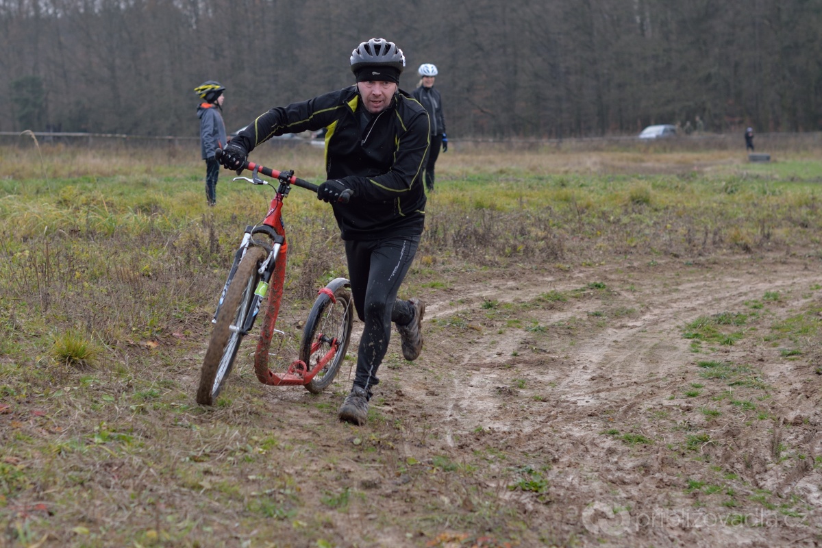 Koloběžkový kros Plzeň-Letkov 23. 11. 2013