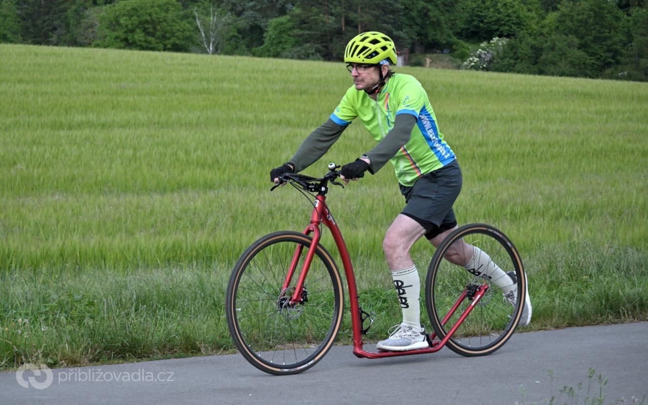 Velká kola jsou (nejen) na dlouhé rovinky požehnáním | Kostka Trip Max (G7) | Foto Kateřina Nováková