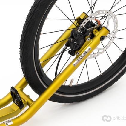 Kostka Tour Pro (G7) – detail zadní stavby