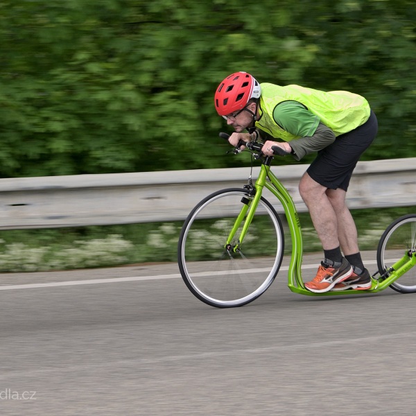 Osmadvacítka pro sportovně založené koloběžkáře – Yedoo Wolfer (gen. 2020)